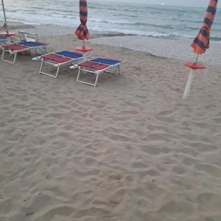 Casa Happiness Vista Mare, 50m Dal Mare Appartamento Marotta